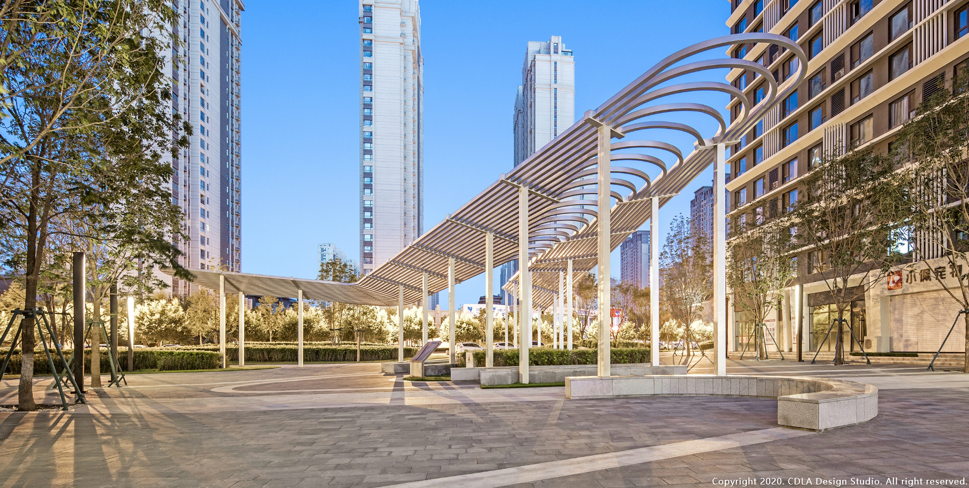 Welcoming Canopy designed as a public art which has transformative power.  It reinforce site identity and exclusive experience while enriching the daily lives of residents and visitors.